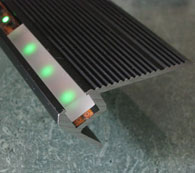 LED li merdiven basamak profili